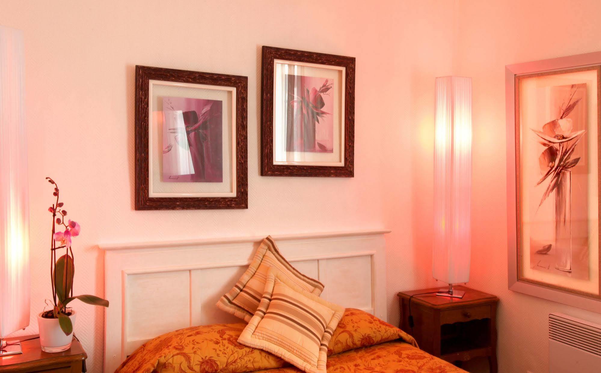 Castel De Siam Hotel Houlgate Bagian luar foto