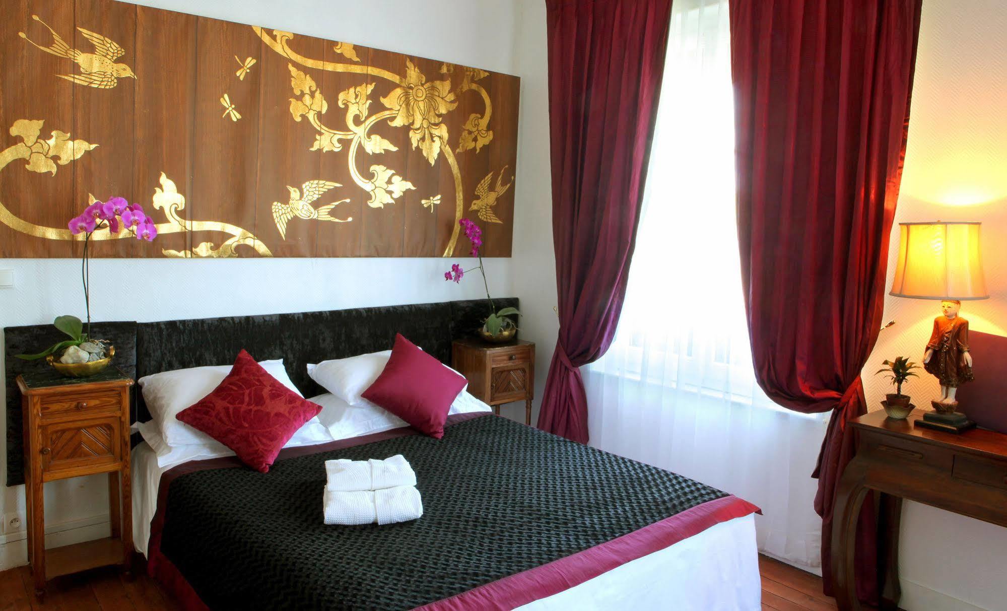 Castel De Siam Hotel Houlgate Bagian luar foto