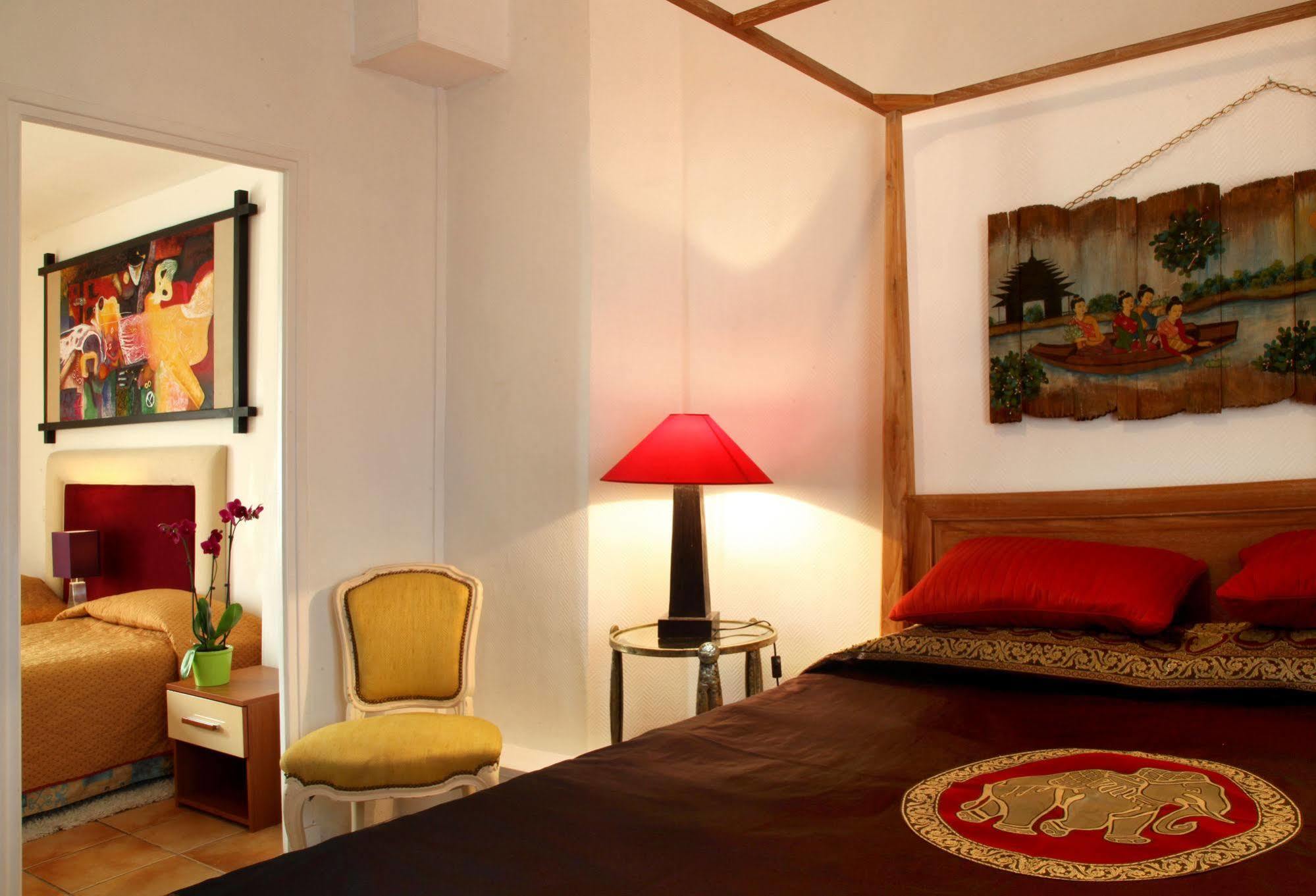 Castel De Siam Hotel Houlgate Bagian luar foto