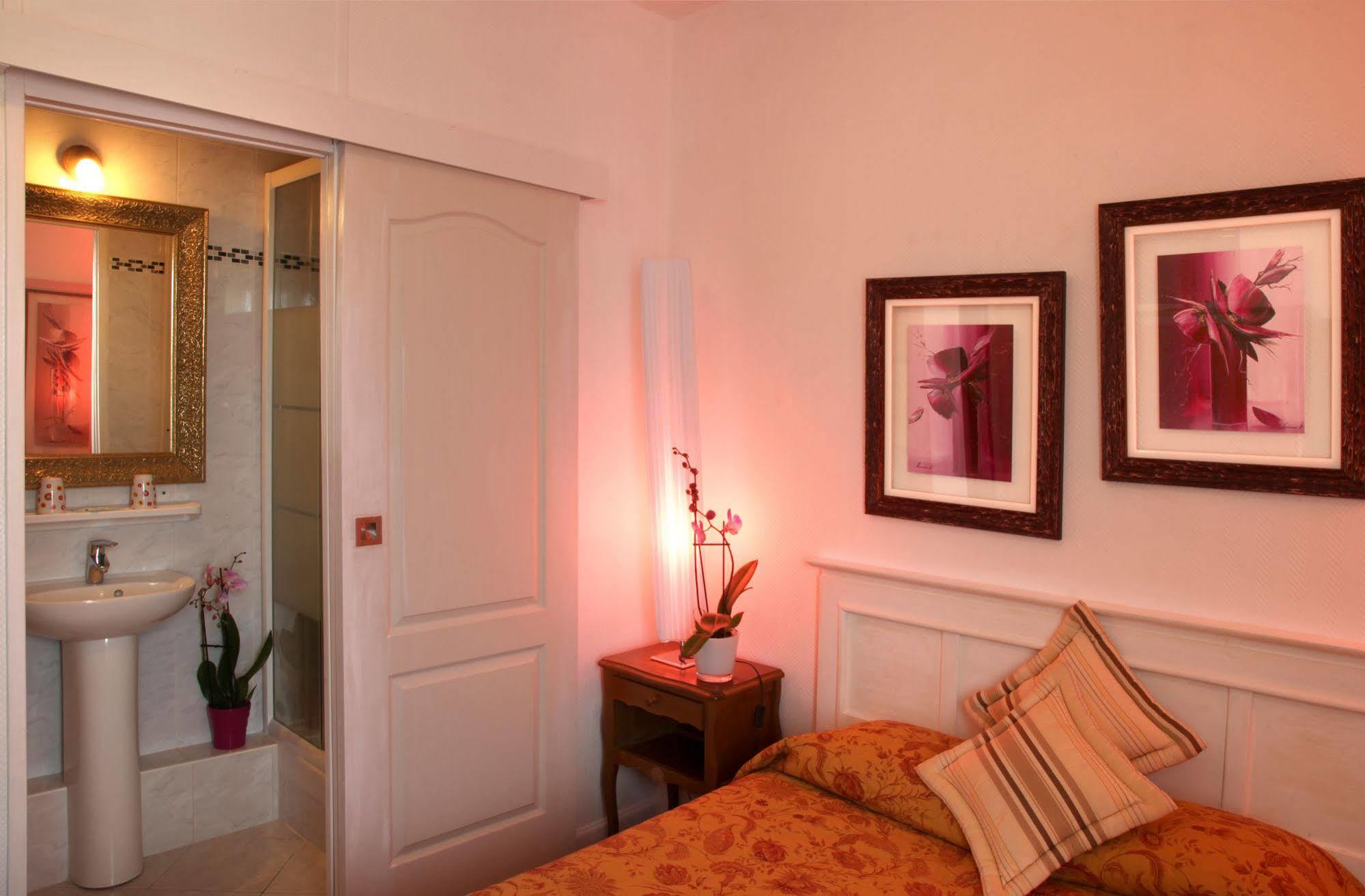 Castel De Siam Hotel Houlgate Bagian luar foto